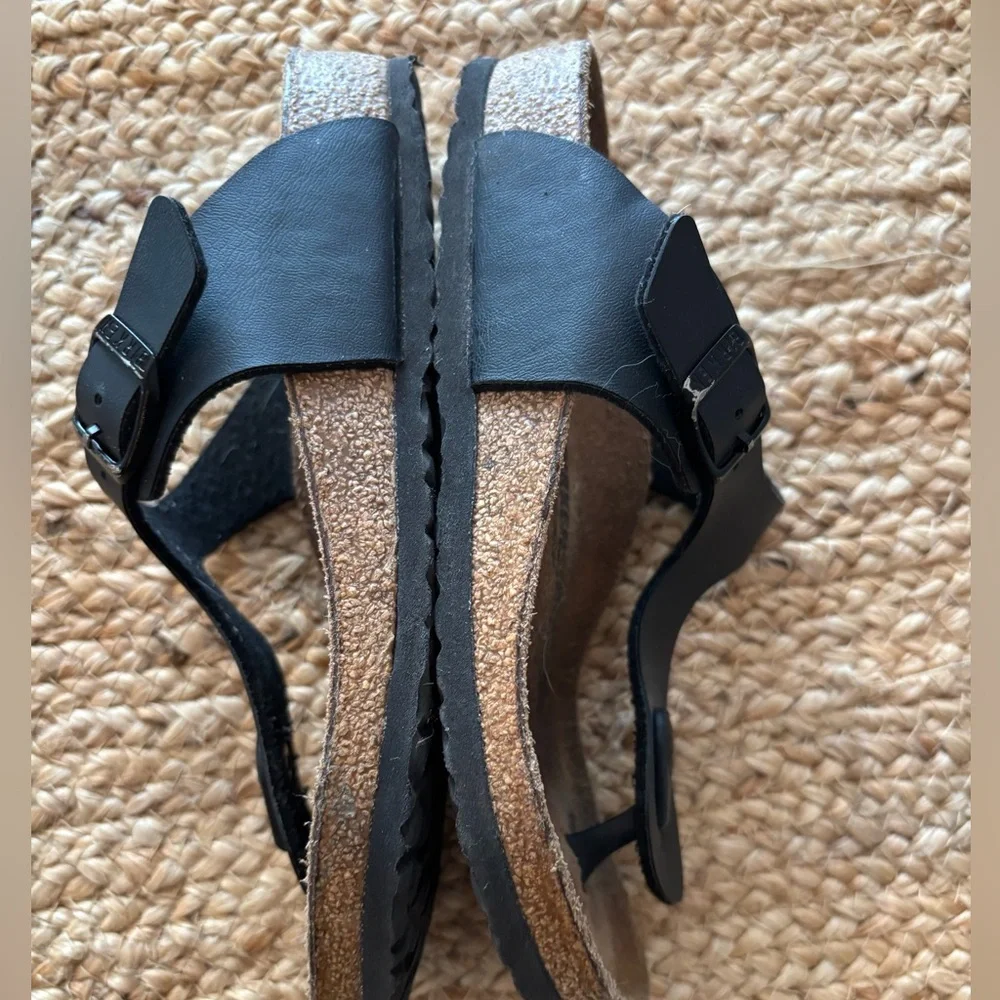 Birkenstock Gizeh‎ Sandals in Black Youth EU size 32 US 1.5